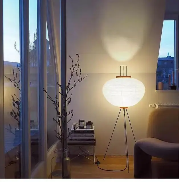 Lámpara de pie con trípode Wab - Floor Lamp Tripod reseña y precio